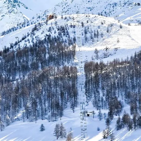 Апартаменты Hostdomus - Little Garden Сестриере